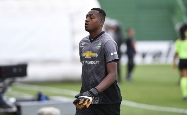 Discriminación y xenofobia en la Superliga: gravísima denuncia del arquero de Banfield