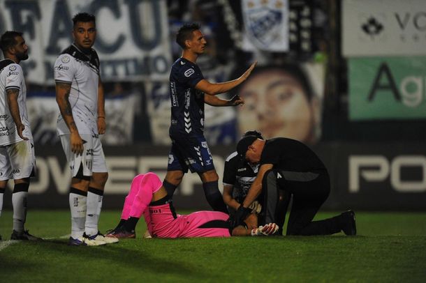 El partido entre Quilmes y Gimnasia de Mendoza se reanudaría luego de los incidentes