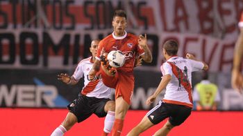 alario aparecio sobre el final y river le gano el clasico a independiente alario aparecio sobre el final y river le gano el clasico a independiente