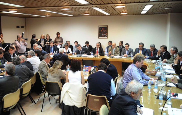 Inicia el debate por la reforma del mercado de capitales