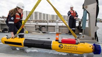 hallan una mancha de combustible y la busqueda sigue con un submarino hallan una mancha de combustible y la busqueda sigue con un submarino