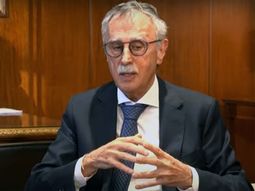 Ministro Mario Lugones.