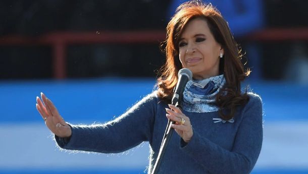El juez Claudio Bonadio pidió el desafuero y la prisión preventiva de Cristina Kirchner