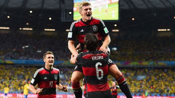 La cargada de Toni Kroos a Brasil La cargada de Toni Kroos a Brasil