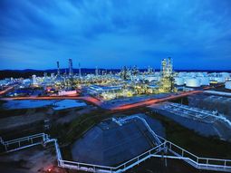 ¿como es la petrolera que invertira us$550 millones en el yacimiento de vaca muerta? ¿como es la petrolera que invertira us$550 millones en el yacimiento de vaca muerta?