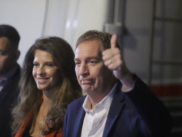 Tras el batacazo en Provincia, Diego Santilli aseguró que cumplirá con su promesa y se pelará Tras el batacazo en Provincia, Diego Santilli aseguró que cumplirá con su promesa y se pelará