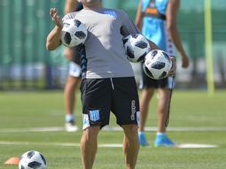 Eduardo Coudet en el entrenamiento de Racing