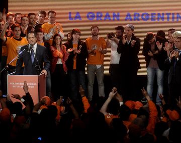 Scioli lanzó su candidatura presidencial en la Ciudad