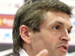 vilanova deja el barca: es un golpe durisimo para nosotros vilanova deja el barca: es un golpe durisimo para nosotros