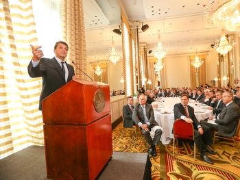 Massa: En 2015 tendremos problemas pero no hay que sembrar pánico