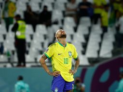Preocupación por Neymar: se perdió la práctica de Brasil y fue a la clínica Preocupación por Neymar: se perdió la práctica de Brasil y fue a la clínica