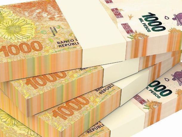 Argentina importará billetes de mil pesos desde Brasil para evitar faltantes