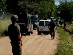 intensa busqueda de los profugos en santa fe tras dos tiroteos intensa busqueda de los profugos en santa fe tras dos tiroteos