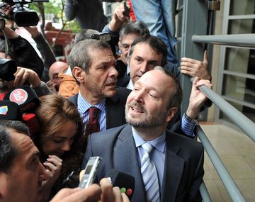 El Gobierno advierte que el Grupo Clarín puede ser adecuado de oficio