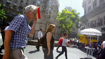 la sensacion termica rozo los 39 y ya hay alerta naranja la sensacion termica rozo los 39 y ya hay alerta naranja