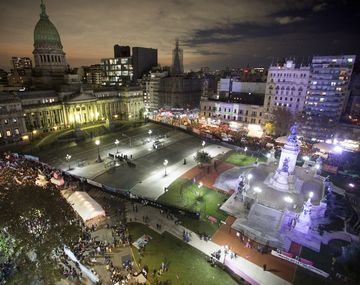Durante toda la madrugada realizaron una vigilia en la Plaza del Congreso