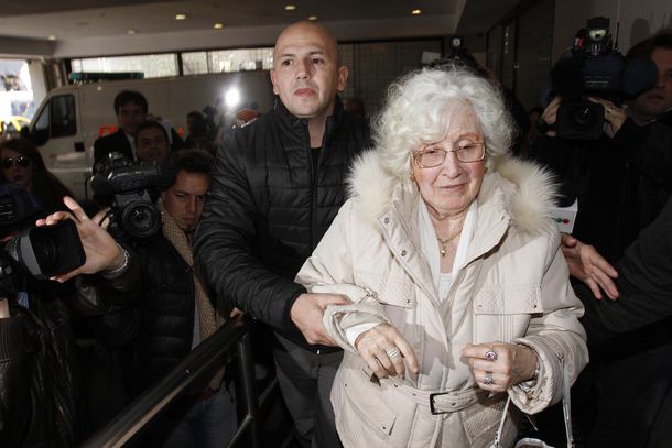 La madre de Cristina llegó al Otamendi para conocer a su bisnieto