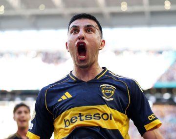 El gol de Battaglia para el 2-0 de Boca ante Benfica