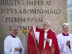 El papa oficiando la Misa de Ramos El papa oficiando la Misa de Ramos
