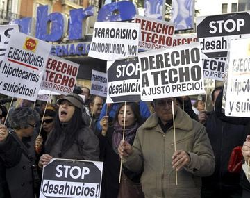 La economía española cayó 1