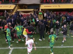 La CAF y la FIFA evalúan duras sanciones contra Senegal tras el escándalo en la final africana