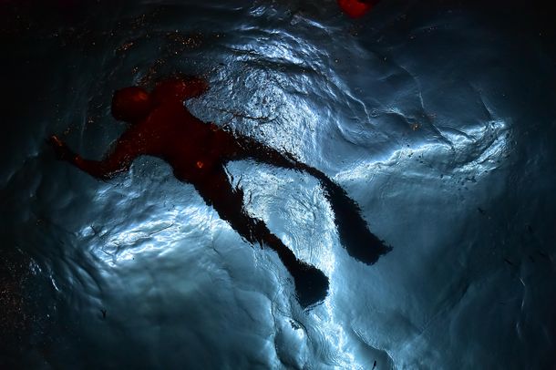 Miles de personas disfrutaron del Via Crucis acuático