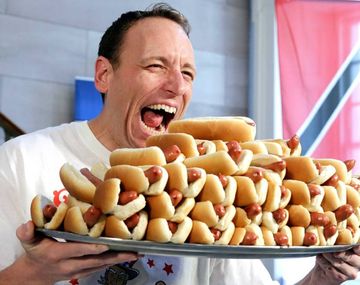 Joey Chestnut, el campeón