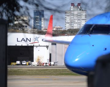 Medida cautelar a favor de LAN por el conflicto con el hangar