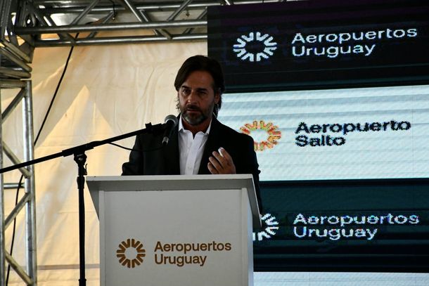 El presidente Luis Lacalle Pou tuvo un cruce con el intendente de Salto