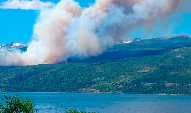 Incendio En El Parque Nacional Los Alerces 8427