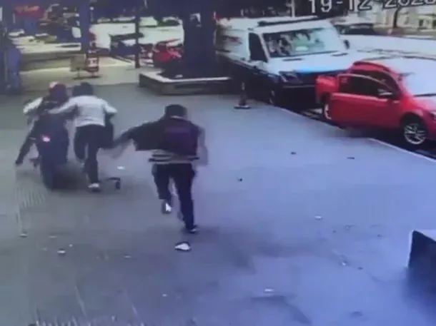 Tucumán: vecinos detuvieron y lincharon a dos motochorros