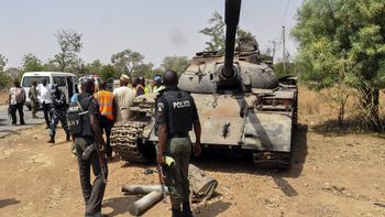 al menos 58 muertos por atentados en un mercado del noreste de nigeria al menos 58 muertos por atentados en un mercado del noreste de nigeria