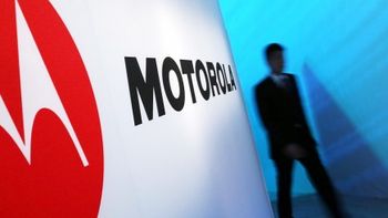 lenovo compro a google el negocio de los smartphones lenovo compro a google el negocio de los smartphones