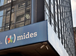 El Ministerio de Desarrollo Social invitó a los legisladores a probar los alimentos que entregan a la población más necesitada en Uruguay. El Ministerio de Desarrollo Social invitó a los legisladores a probar los alimentos que entregan a la población más necesitada en Uruguay.