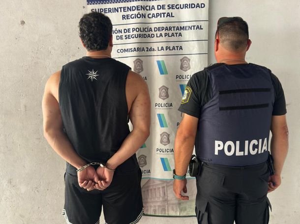 El presunto agresor fue detenido en el lugar de los hechos denunciados El presunto agresor fue detenido en el lugar de los hechos denunciados
