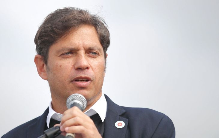 No descartan que Kicillof emita su propia moneda si Milei recorta transferencias