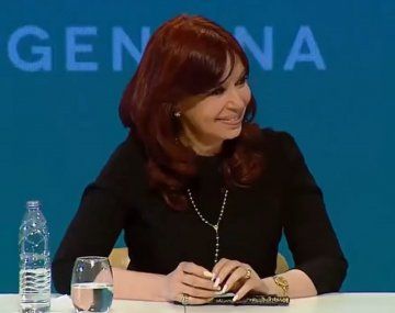 VIDEO: El divertido elogio que hizo reír a Cristina Kirchner