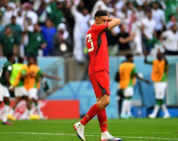 El pésimo partido de Dibu Martínez: dos remates al arco