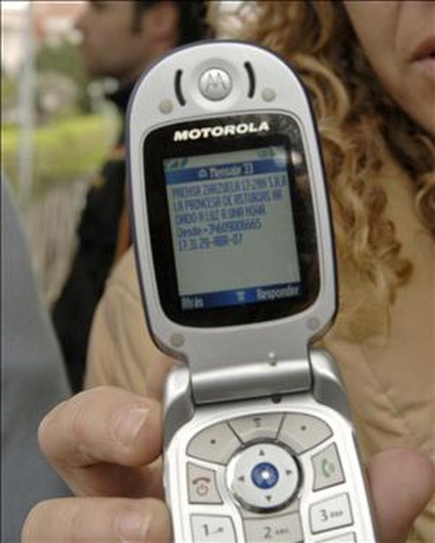 Celular infanta_EFE