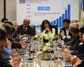 El sueldo mínimo aumenta en dos cuotas un 28