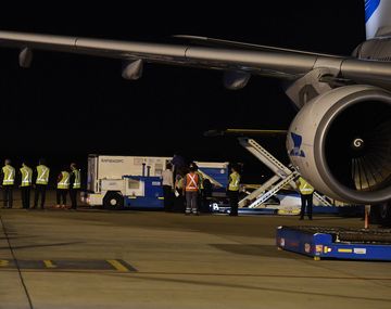 Llegaron más de 900 mil dosis de la Sinopharm