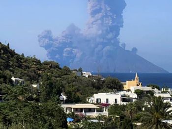 El volcán Estrómboli hizo erupción: un muerto y un herido