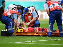 Un jugador de Rusia fue trasladado de urgencia tras protagonizar una peligrosa caída
