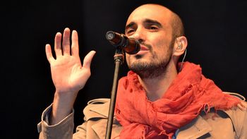 ¿efecto lali? abel pintos tambien tuvo un mal trago en un recital ¿efecto lali? abel pintos tambien tuvo un mal trago en un recital