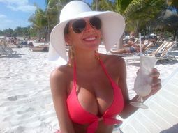 Virginia Gallardo, a full con el sol