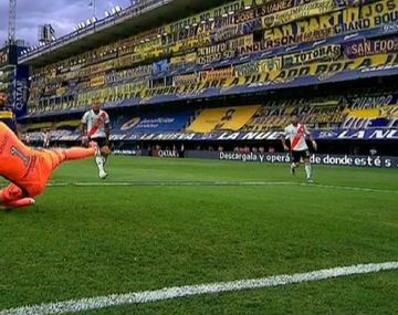 La triple atajada de Franco Armani para evitar que Boca amplíe la ventaja