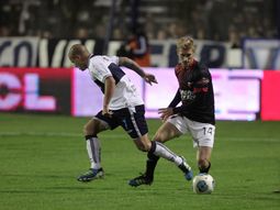 gimnasia vencio a colon y quedo a tiro de la punta gimnasia vencio a colon y quedo a tiro de la punta