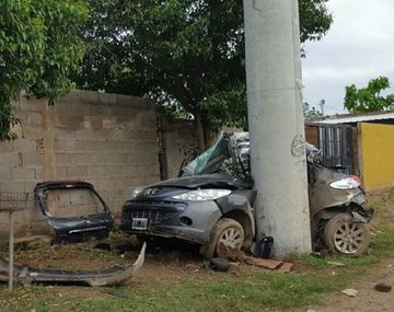 Dos adolescentes murieron tras chocar con un auto robado - Crédito: cadena3.com