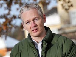 refugiado, julian assange hace dos anos que vive en la embajada de ecuador refugiado, julian assange hace dos anos que vive en la embajada de ecuador