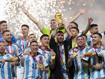 Medio sueldo para ver a la Selección con toda la familia